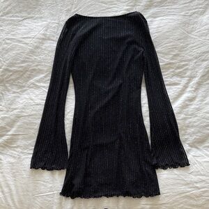 Elegant Black Long-Sleeve Dress